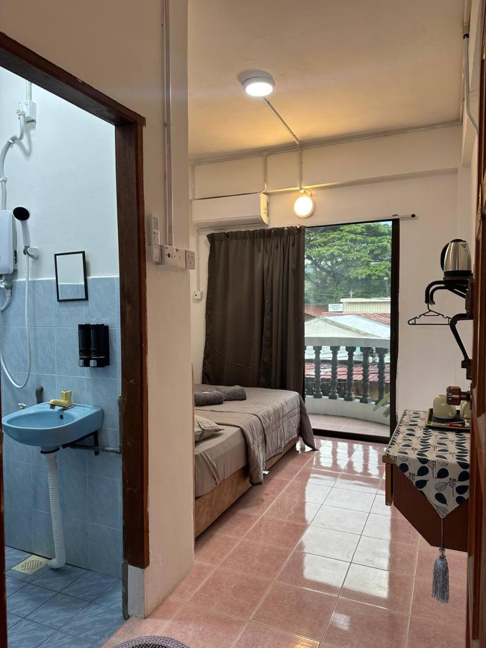 Teresek View Motel กัวลาทาฮัน ภายนอก รูปภาพ