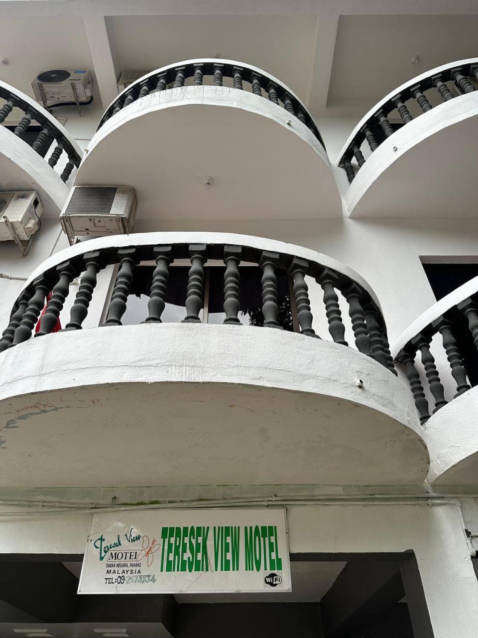 Teresek View Motel กัวลาทาฮัน ภายนอก รูปภาพ